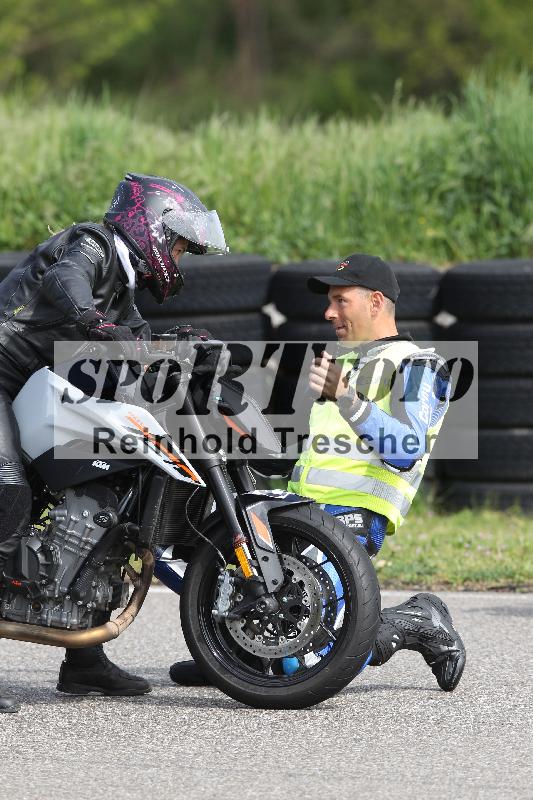 Archiv-2025/10 23.04.2025 Cornu Master School ADR/gruen-vert/67